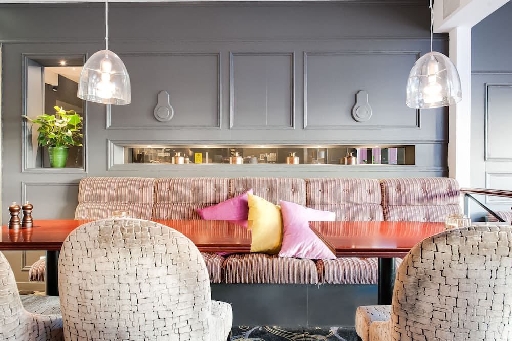 Home Hotel Kung Oscar 写真