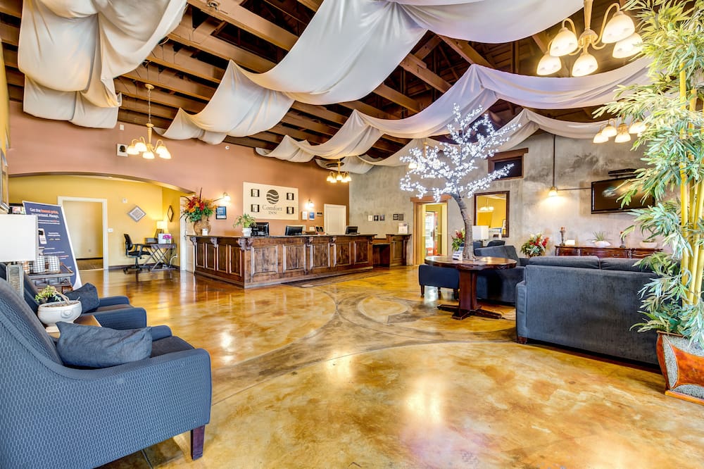 コンフォート イン ポモナ ニア フェアプレックス 写真