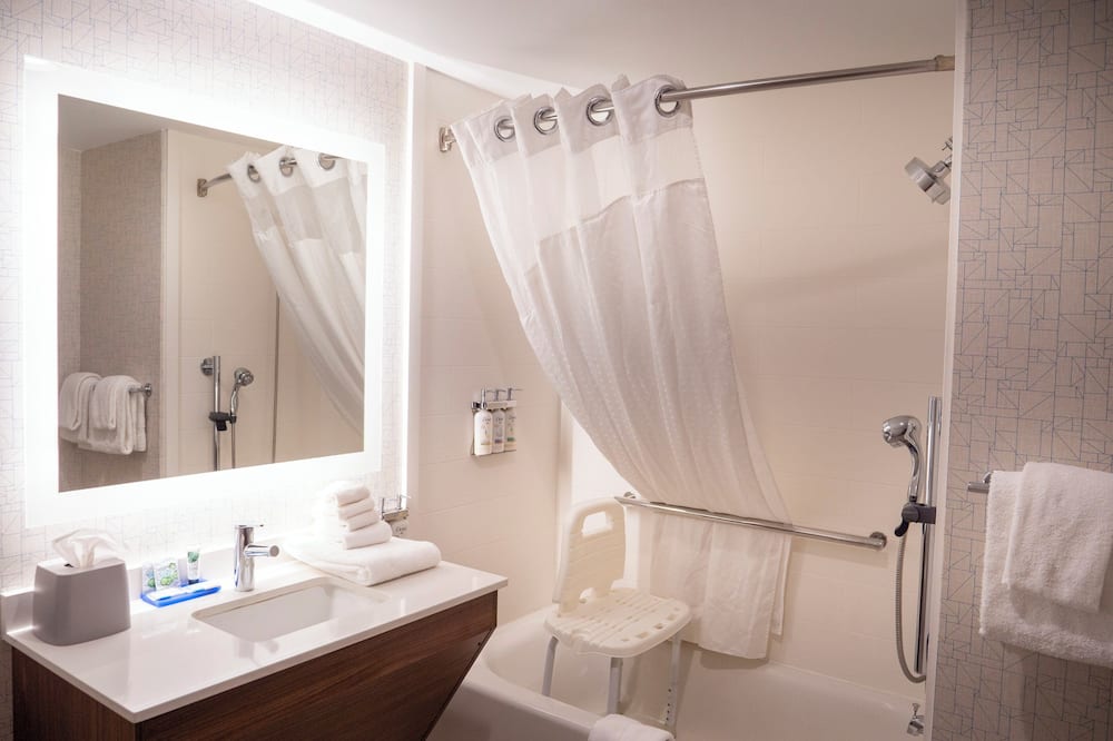 ホリデイ イン エクスプレス & スイーツ グリーンビル エアポート by IHG 写真