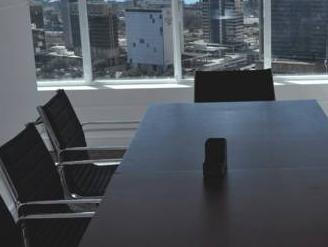 サン モリッツ エイチプラス エクスプレス 写真