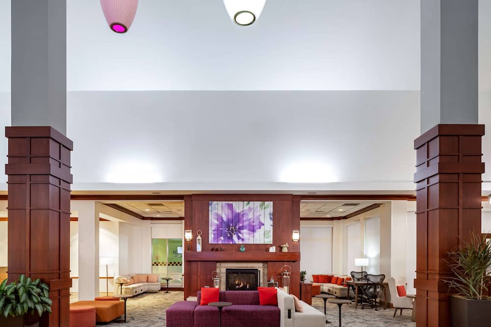 ヒルトン ガーデン イン シカゴ オヘア エアポート ホテル 写真