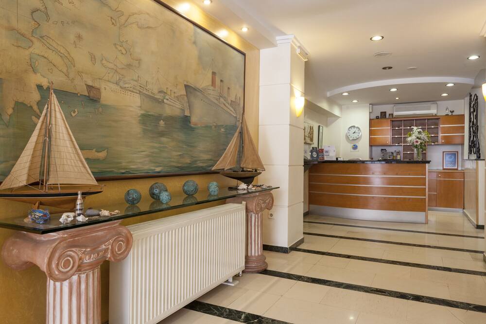 リリア ホテル 写真