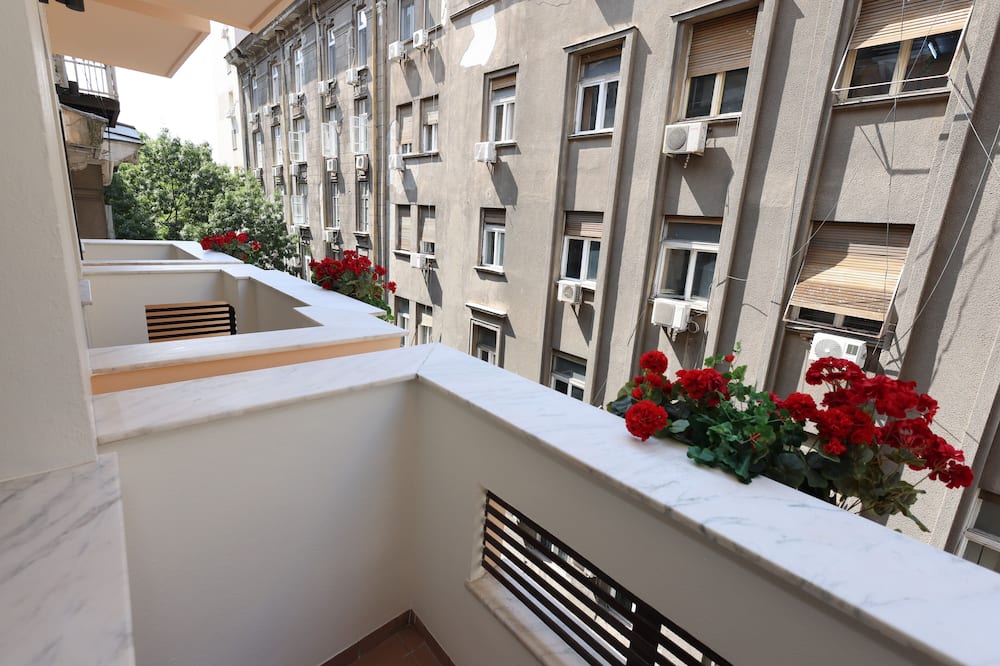 ゼウス エッセンス ブカレスト オペラ 写真