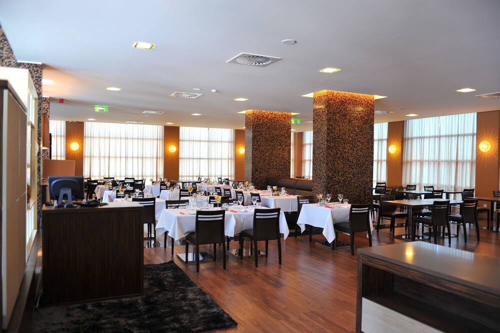 アシス ポルト ビジネス アンド スパ ホテル 写真