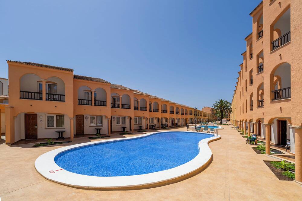 アパルタメントス トゥリスティコス ハルディネス デル プラザ 写真