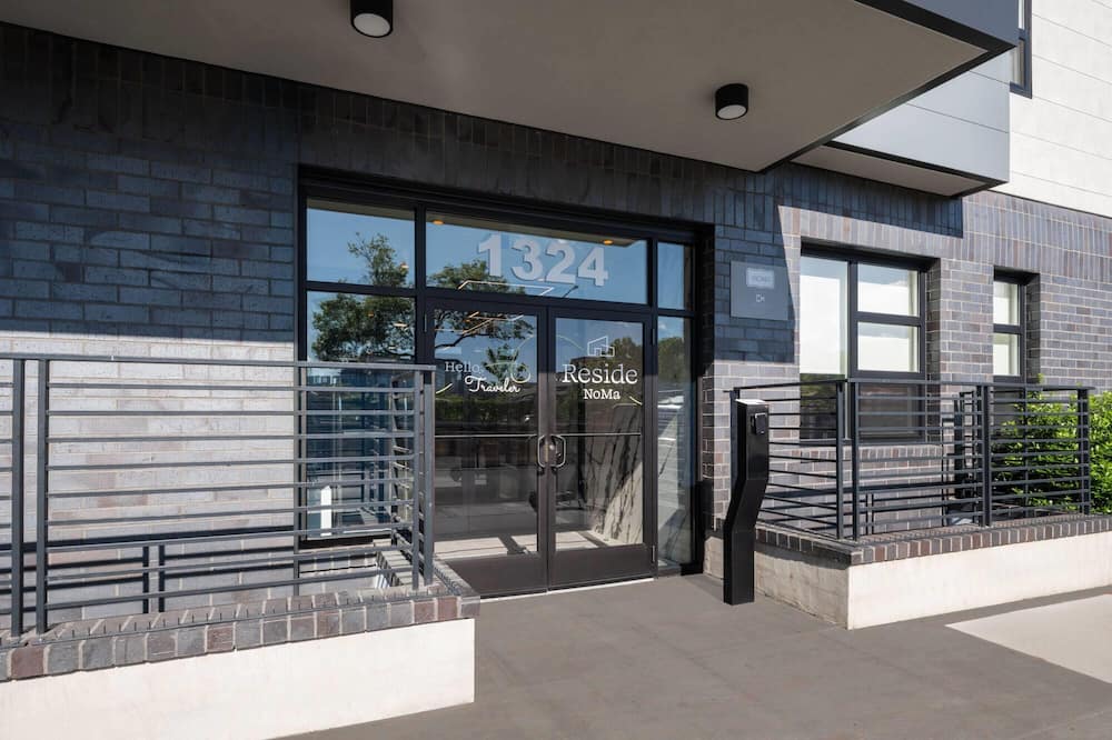 レジデ ノマ、ア ウィンダム レジデンス 写真