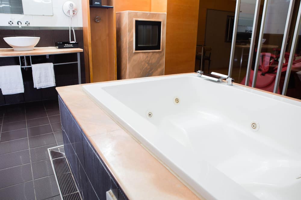 Royal Group Motel Chien Kuo Branch 写真