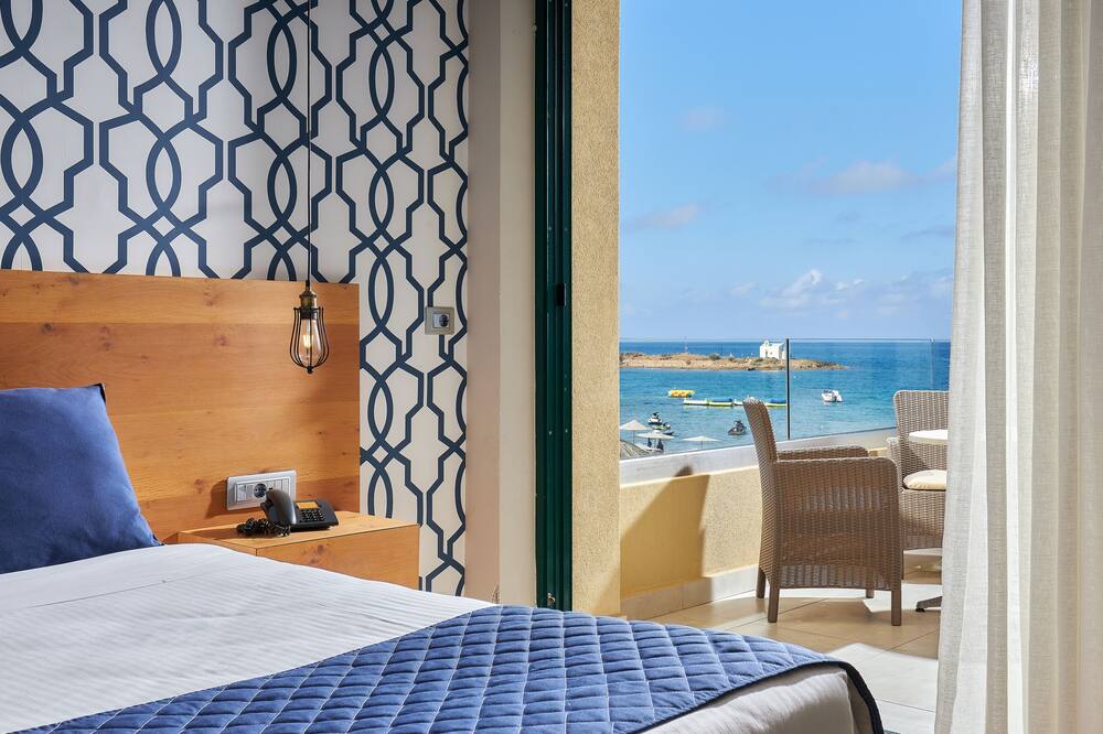 Sirens Beach and Village 写真