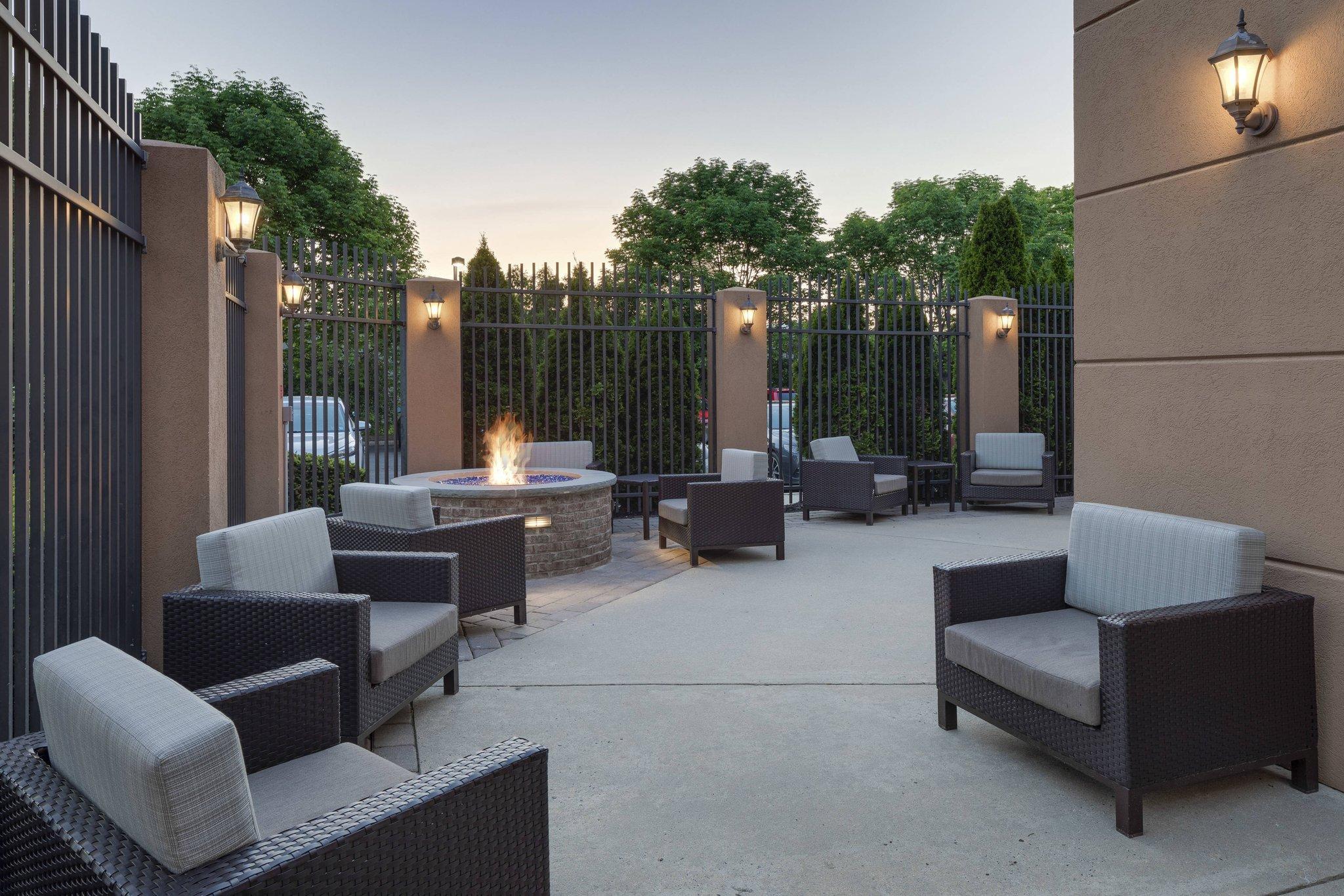 Courtyard by Marriott Cranbury South Brunswick 写真