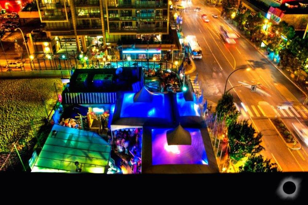 ストラスコナ ホテル 写真