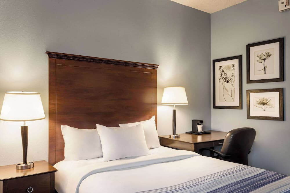 アメリックイン バイ ウィンダム マディソン ウェスト 写真