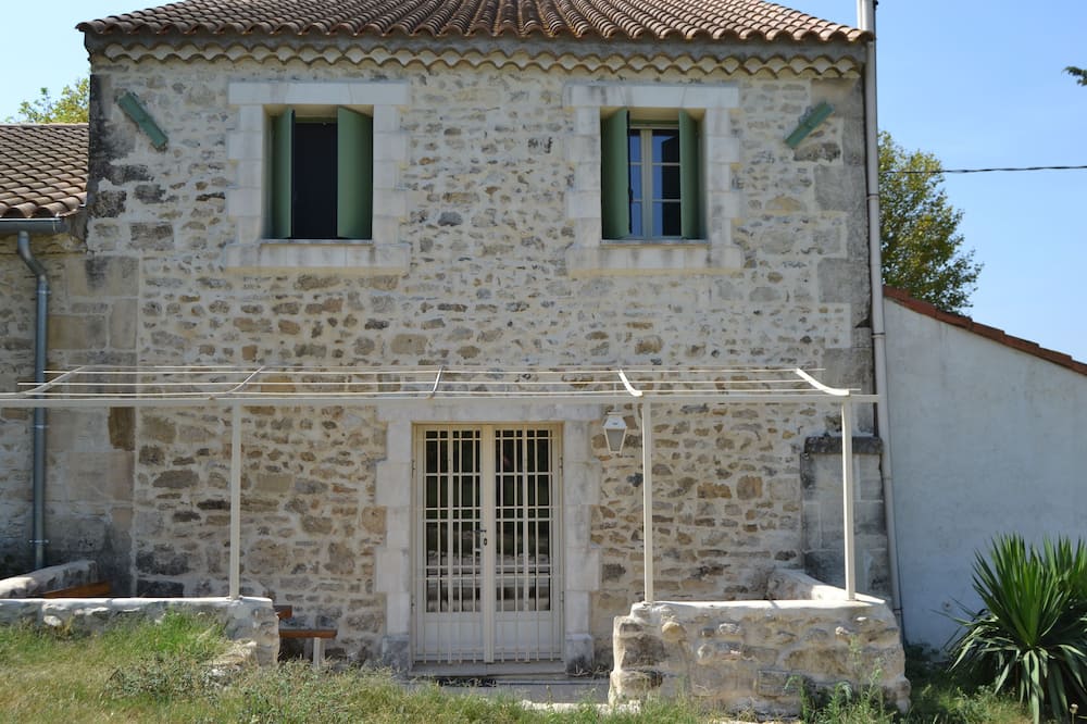 Stone sheepfold 写真