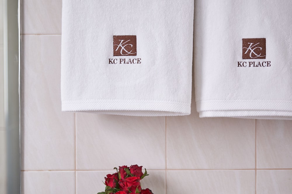 KC プレイス ホテル プラトゥーナム 写真