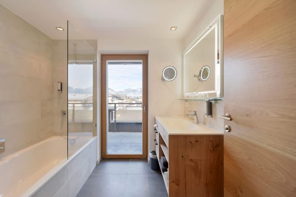 マウンテン ホテル ルイス 写真