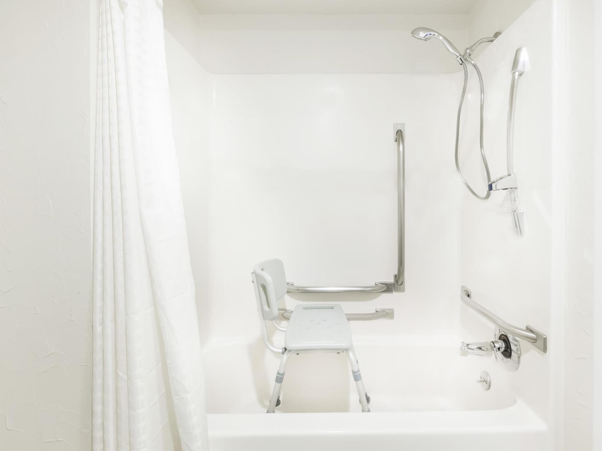 ベイモント バイ ウィンダム グランド ラピッズ エアポート 写真