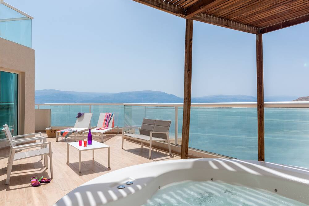 レオナルド クラブ ホテル デッド シー 写真