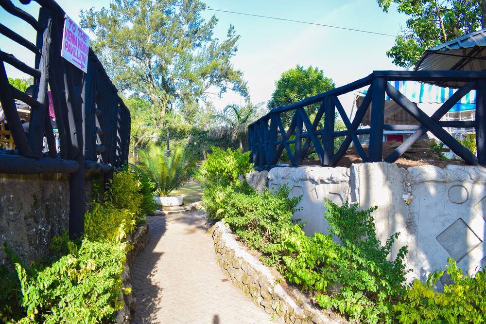 ヴィエンナ ウッズ ホリデー イン リミテッド 写真