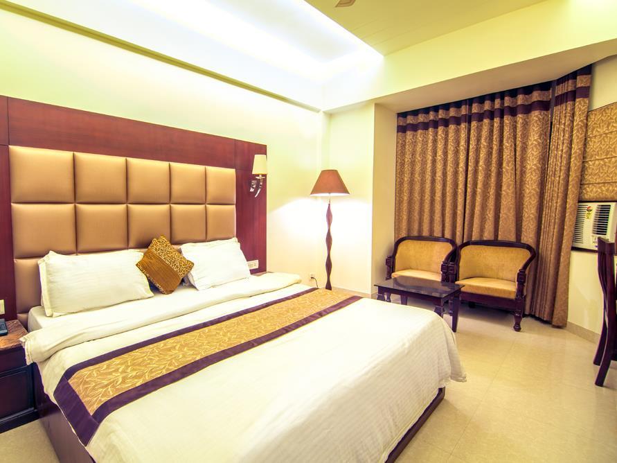 ホテル アビナンダン 写真