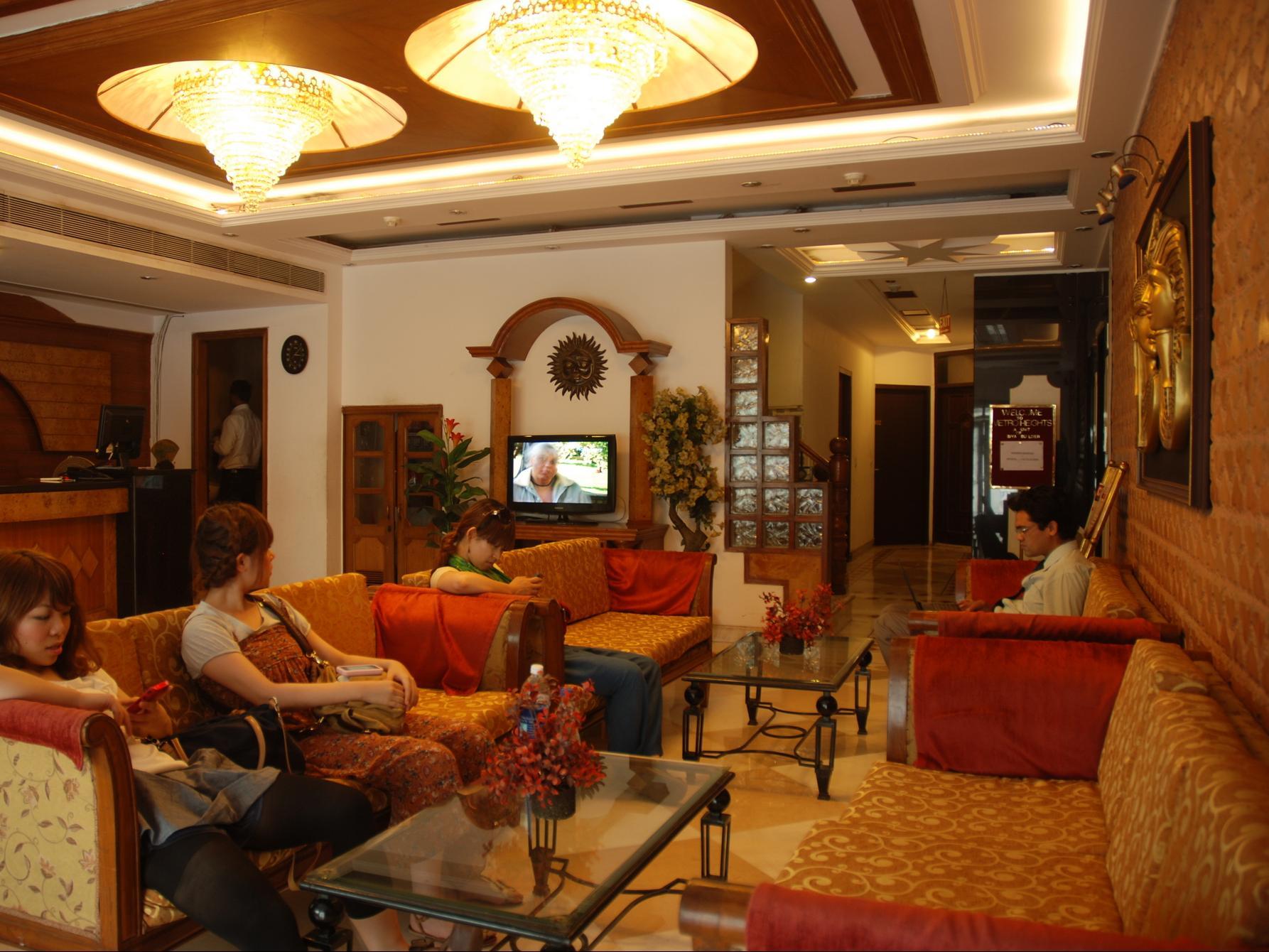 ホテル メトロ ハイツ 写真