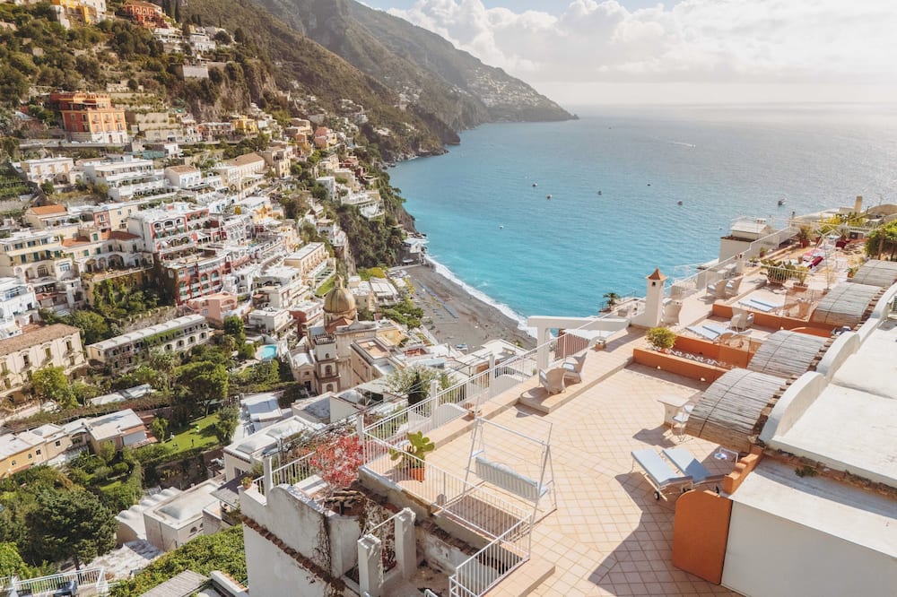 ホテル ポセイドン 写真