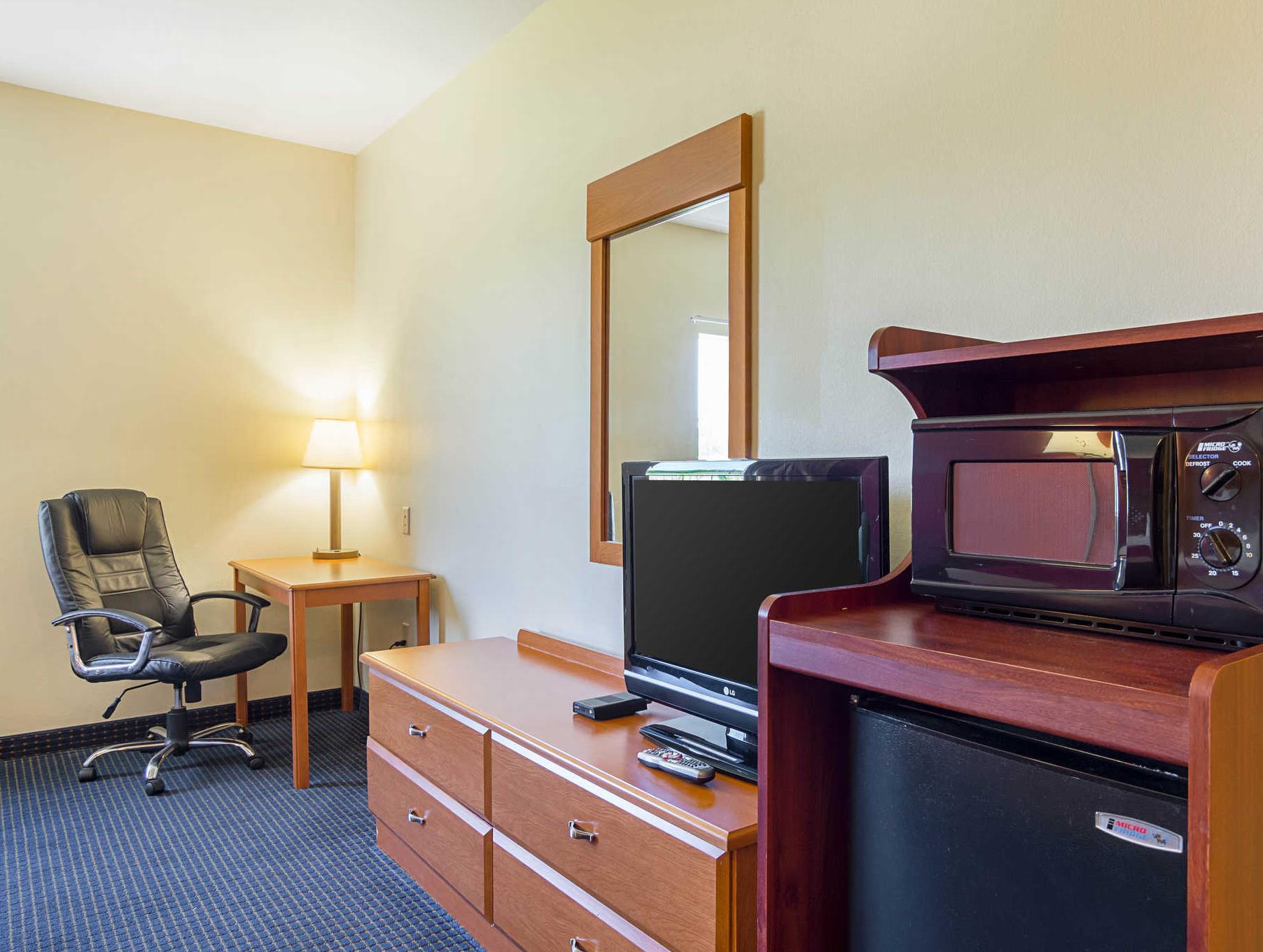 エコノ ロッジ イン & スイーツ プリチャード ロード ノース リトル ロック 写真