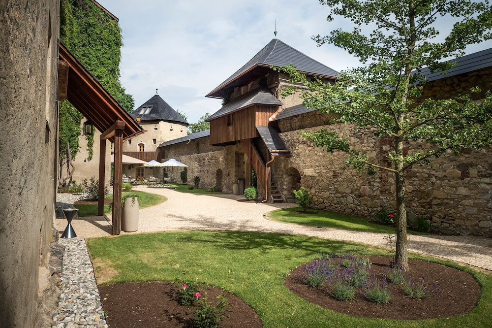 TAUROA Schloss Gabelhofen 写真