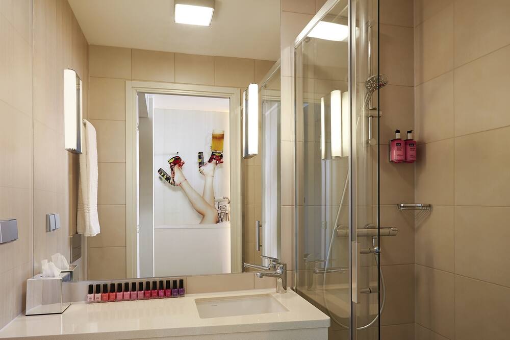 モクシー ロンドン ストラトフォード 写真