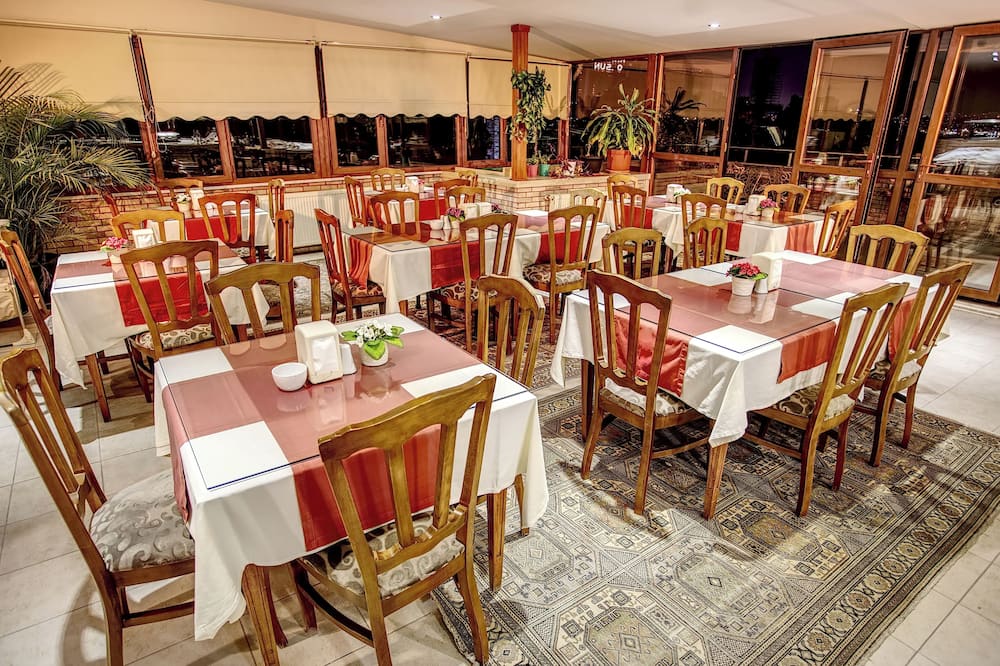 ホテル サバ 写真