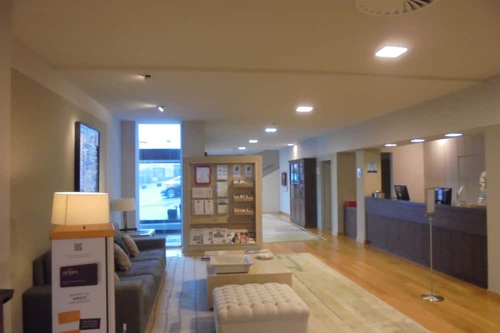 パラドール デ アルゴマニス 写真