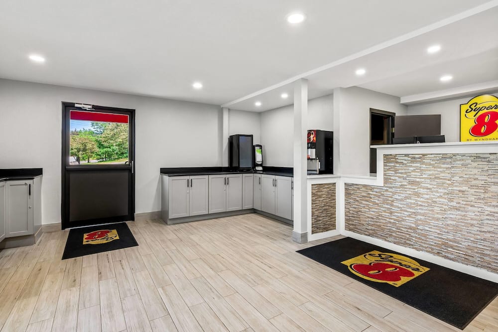 スーパー 8 バイ ウィンダム ルイストン オーバーン エリア 写真