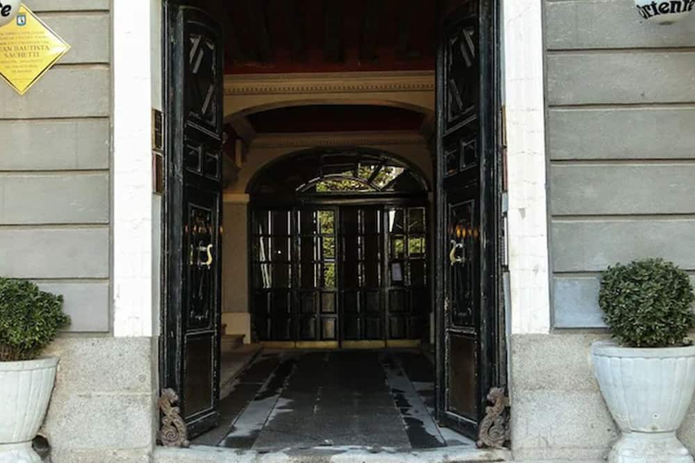 ホスタル セントラル パレス マドリード 写真