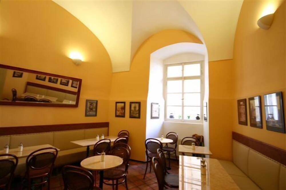 ウ トゥリ ブブニュー 写真