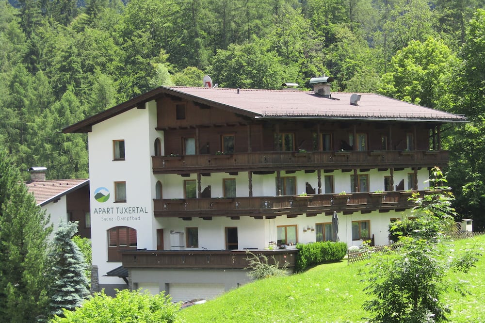 アパート トゥクセタール 写真