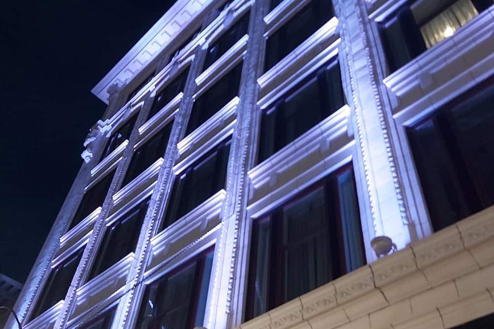 ストラスコナ ホテル 写真