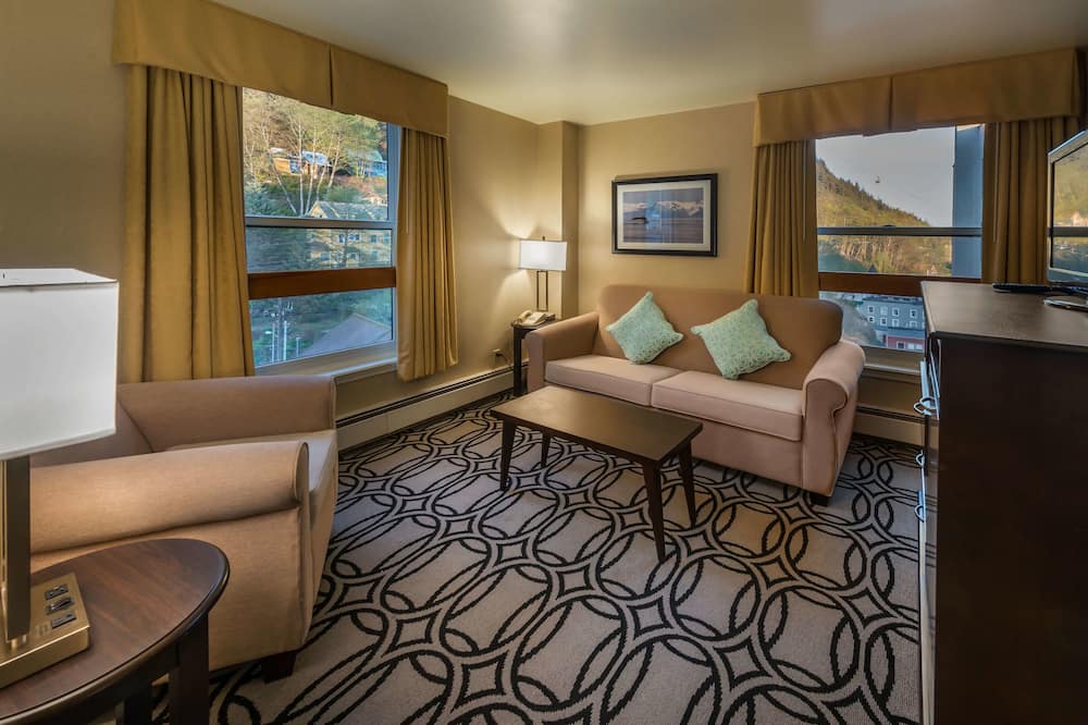 バラノフ ダウンタウン BW シグネチャー コレクション 写真