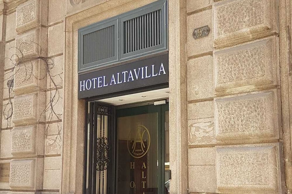 ホテル アルタヴィッラ 写真