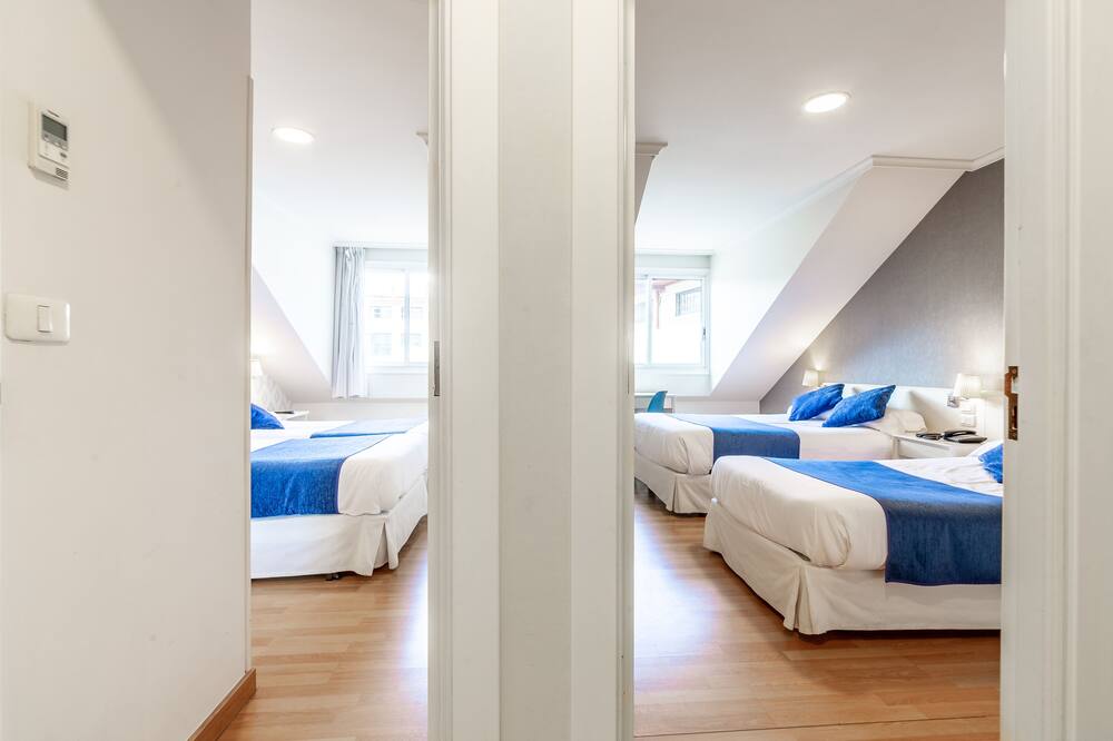 ホテル アトランティコ ビゴ 写真