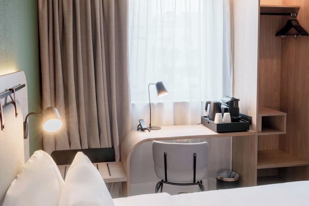 カンパニール プライム ニース エアポート 写真