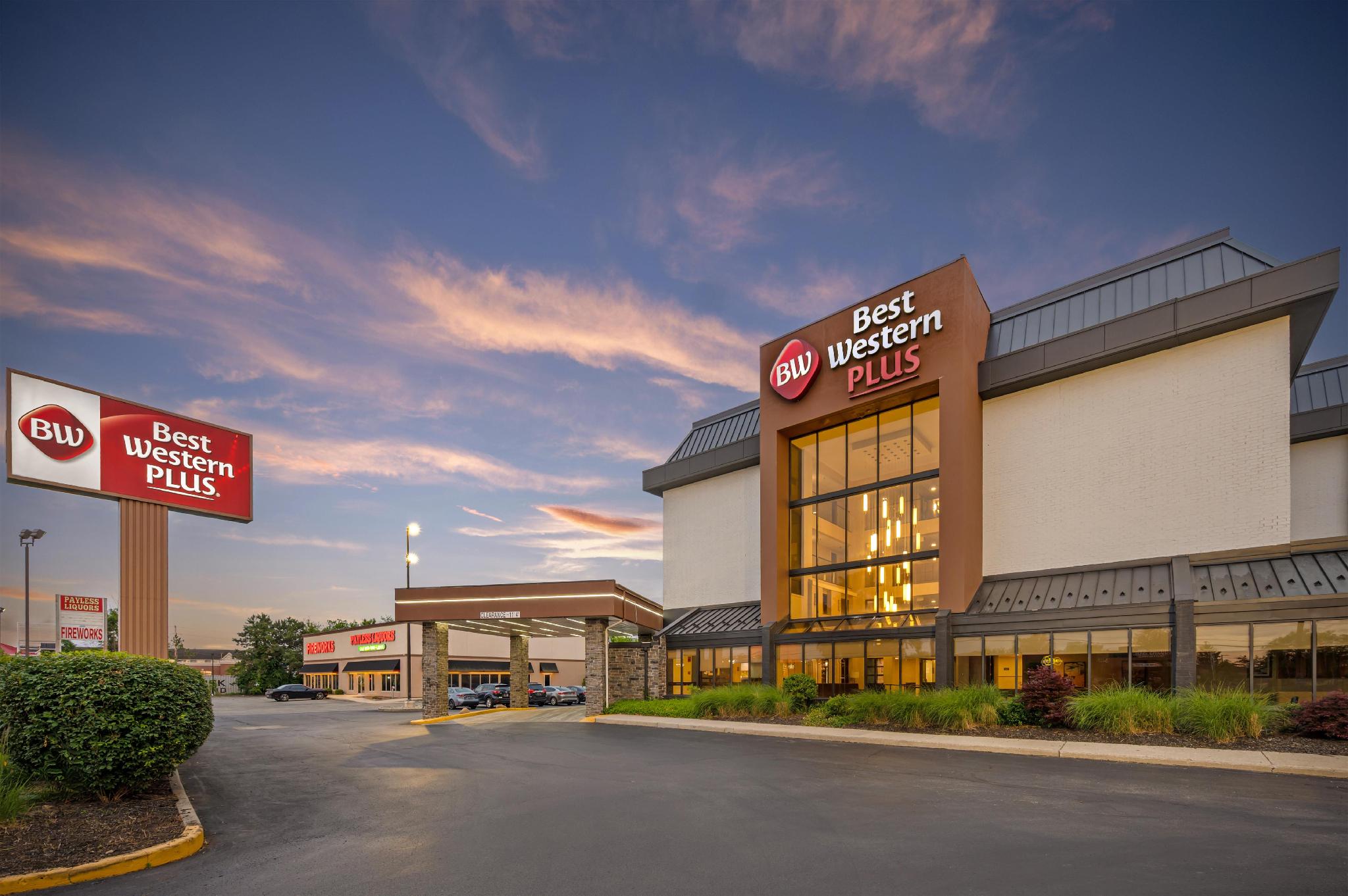 Best Western Plus Indianapolis North at Pyramids 写真