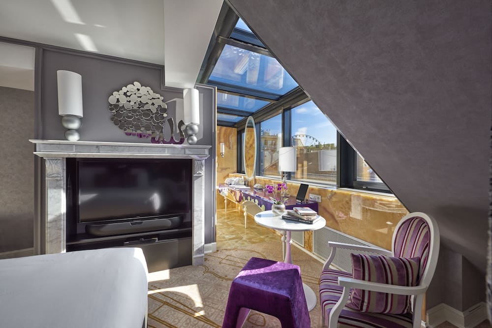 アリア ホテル ブダペスト バイ ライブラリー ホテル コレクション 写真