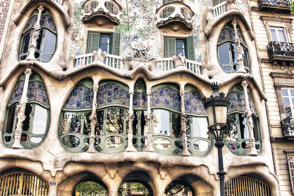 エル アベニーダ パラセ 写真