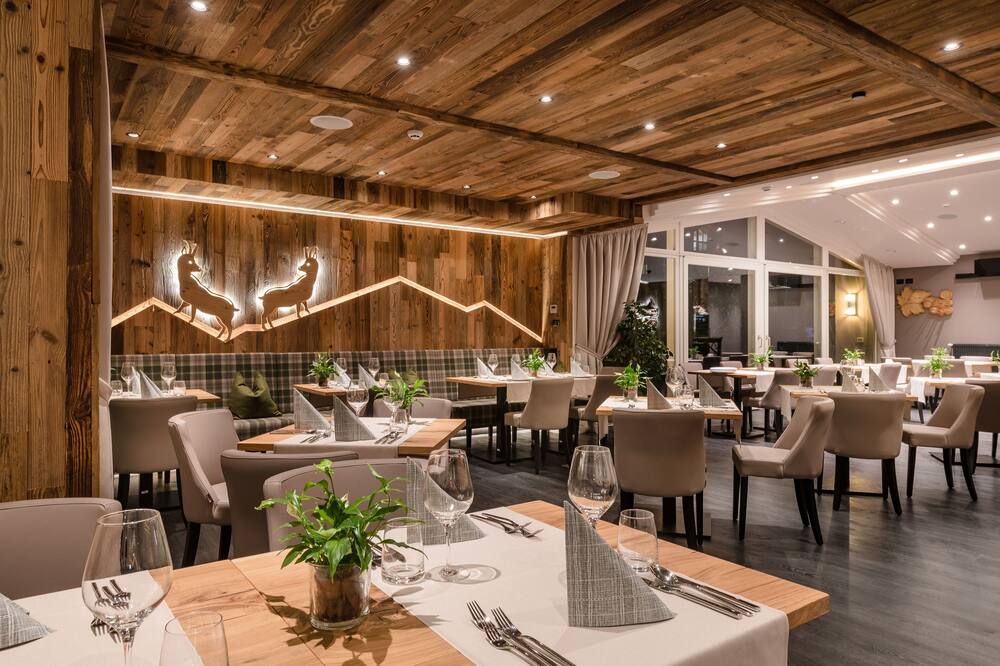 モンディ ホテル チャームズ 写真