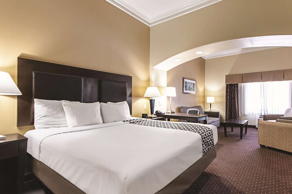 ラ キンタ イン & スイーツ バイ ウィンダム ヒューストン ニュー カネイ 写真