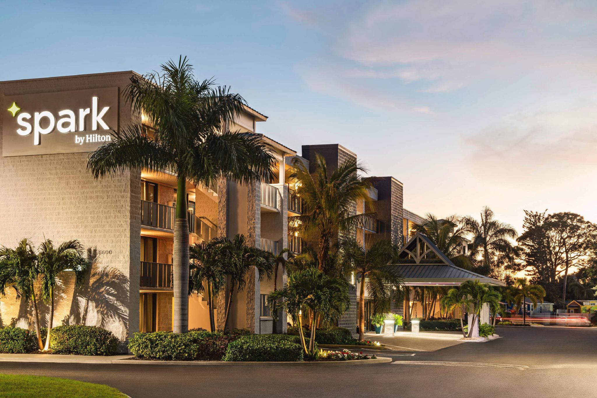Spark by Hilton Sarasota Siesta Key Gateway 写真