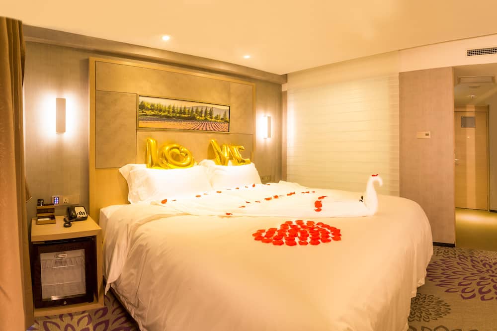 ラヴァンデ ホテル 青島  ウーシュ プラザ ブランチ 写真