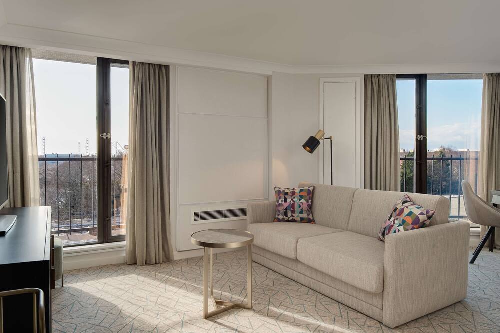 ヒルトン バーミンガム メトロポール 写真