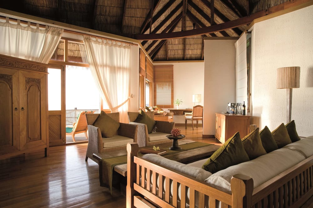 ココ パーム ドゥニ コルフ 写真