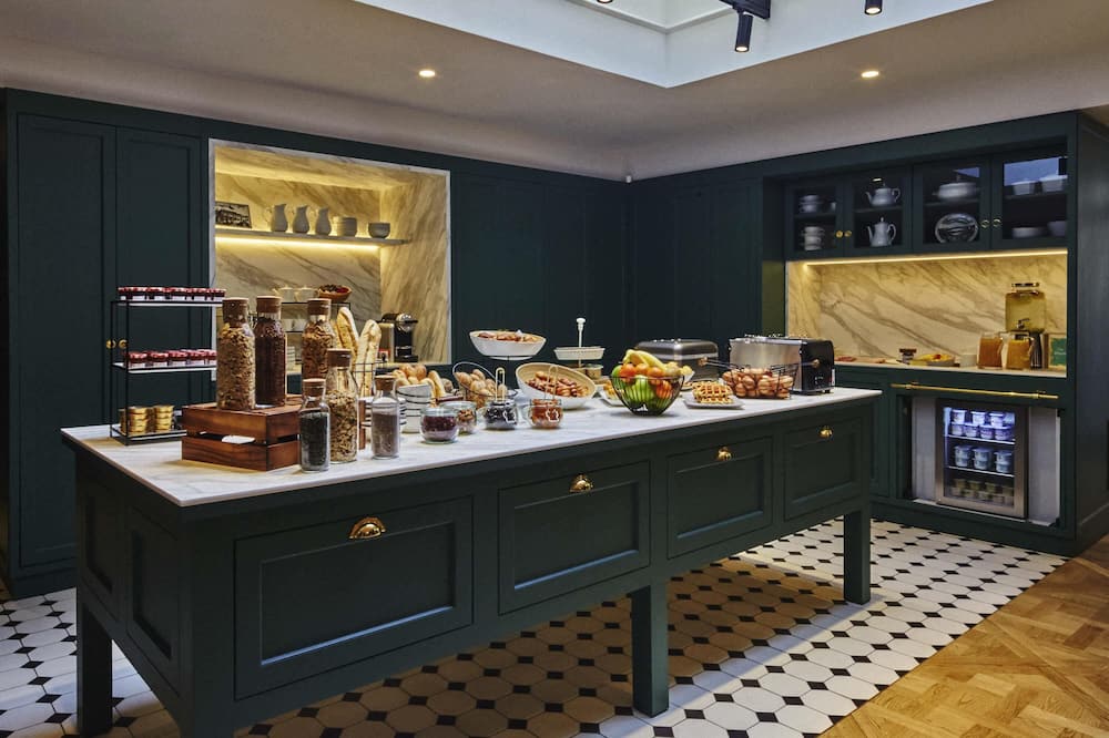 メルキュール ベルサイユ シャトー ホテル 写真