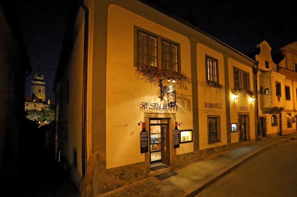 ホテル コンヴィツェ 写真