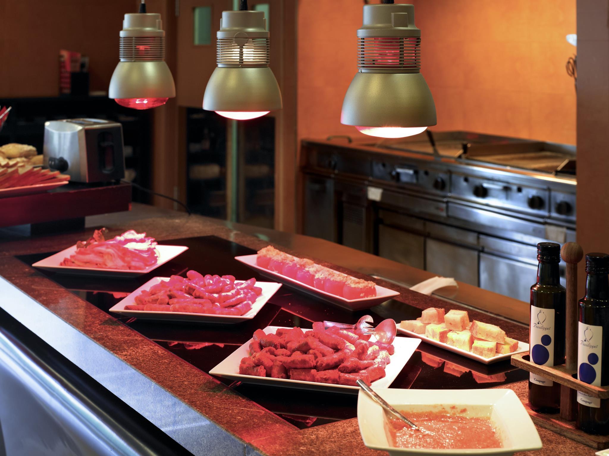 ノボテル バルセロナ コルネーリャ ホテル 写真